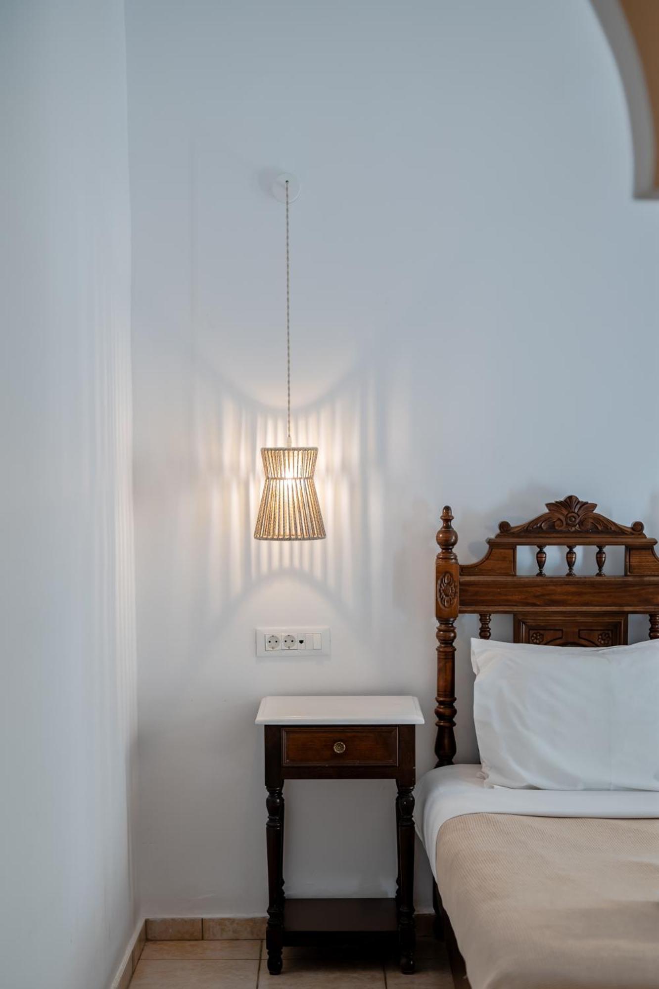 Aldea Hotel Karterados  Buitenkant foto